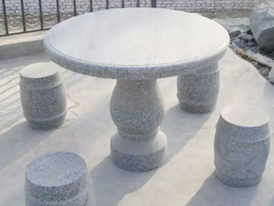 石桌石凳