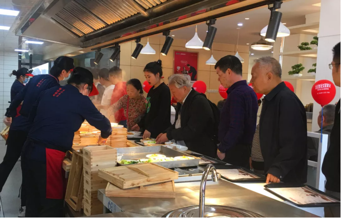 蒸瀏記九峰小區優老餐廳正式營業